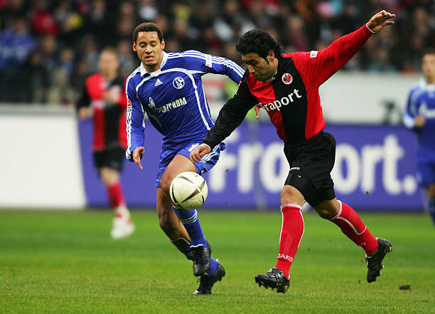 他始终保持 他始终保持