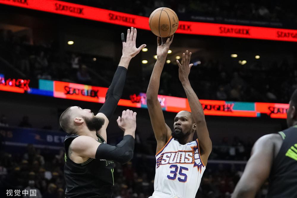 他们之间的 他们之间的